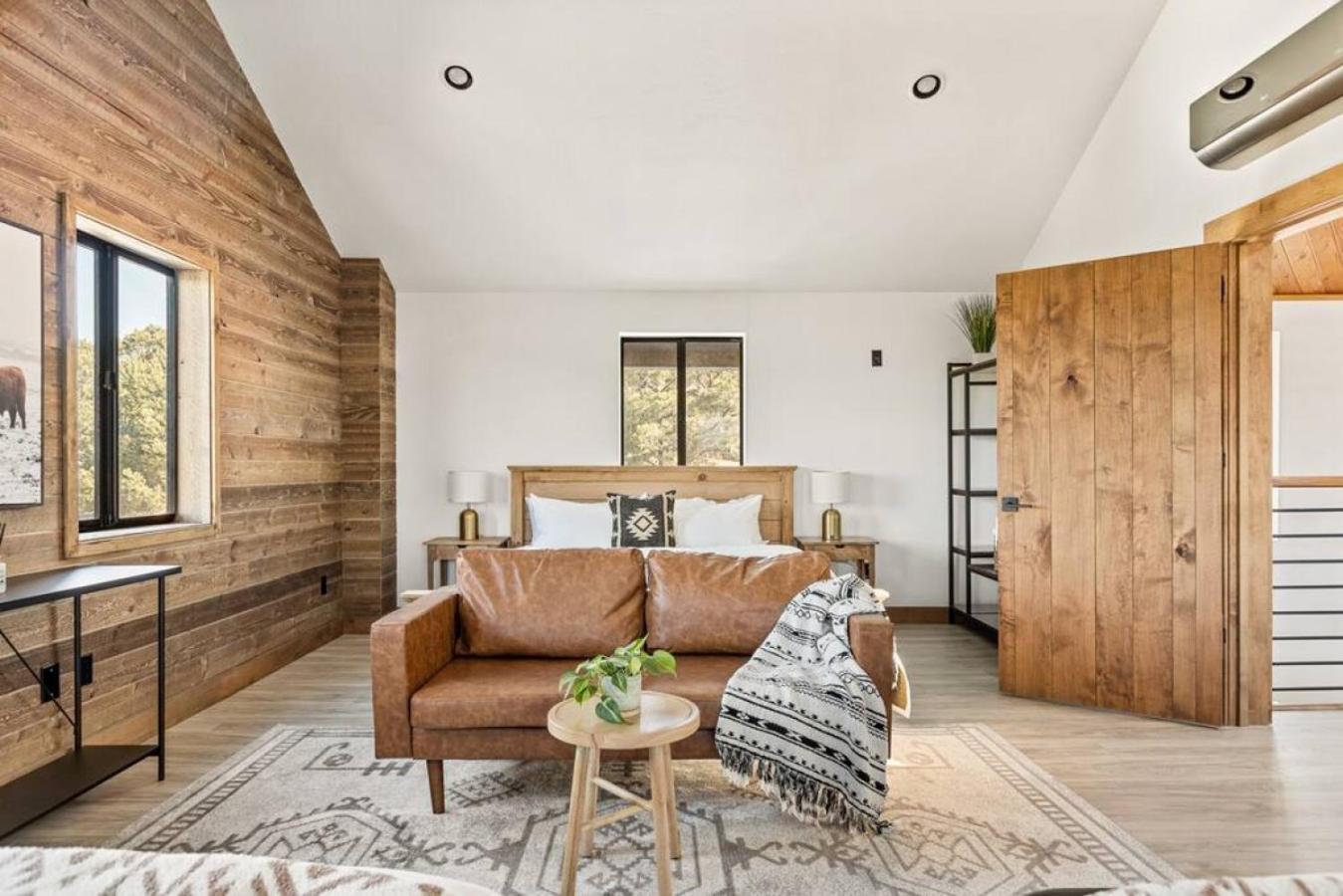 Steel Pine Lodge A Rustic Mountain Retreat Views Baldwin Lake Exterior foto